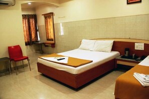 Soundproofing, free WiFi, bed sheets, wheelchair access