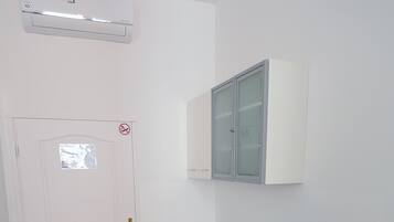 Standard-stúdíóíbúð - borgarsýn | Einkaeldhúskrókur | Ísskápur, rafmagnsketill