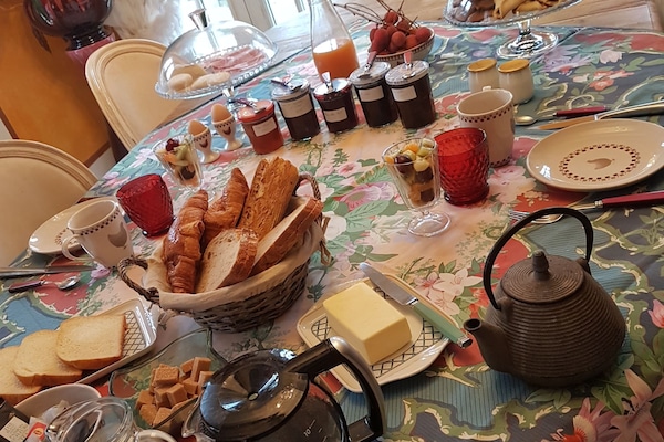 Petit déjeuner continental compris tous les jours