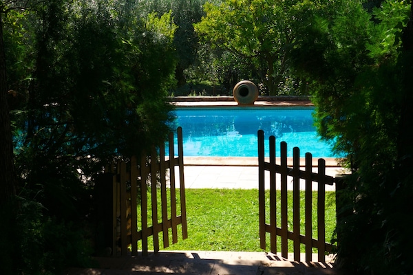 Traditional Villa, 5 Bedrooms, Private Pool, Garden View | Living area | Toys