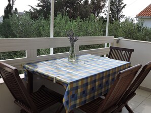 Standard Apartment | Balcony - Apartments Ivanov (Novalja)