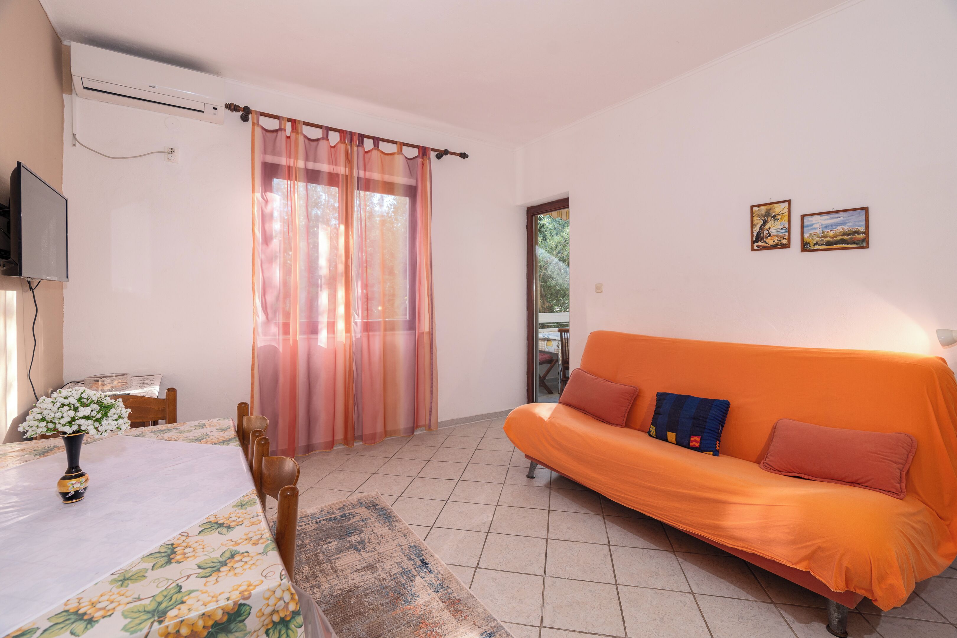Family Apartment | Living area | Flat-screen TV