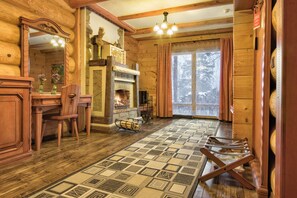 Apartment, 2 Bedrooms | Minibar, in-room safe, iron/ironing board, bed sheets - Koruna (Tatariv)