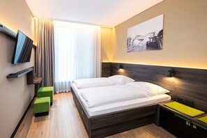 Superior Double Room | Hypo-allergenic bedding, in-room safe, laptop workspace, blackout drapes - Hotel am Park (Rust)