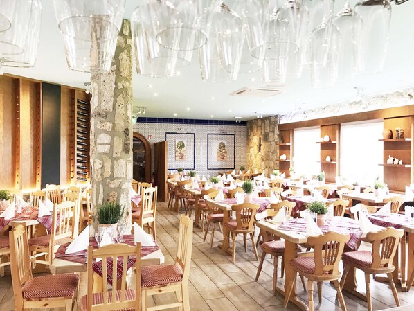 Petit déjeuner continental compris tous les jours