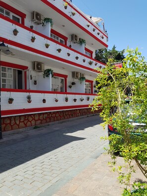 Front of property - Paradise Hotel (Antalya)