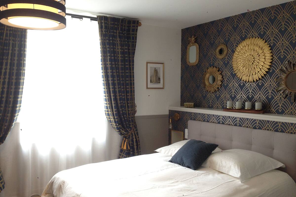 Superior Suite (La Suite Astoria ) | Premium bedding, memory-foam beds, individually decorated