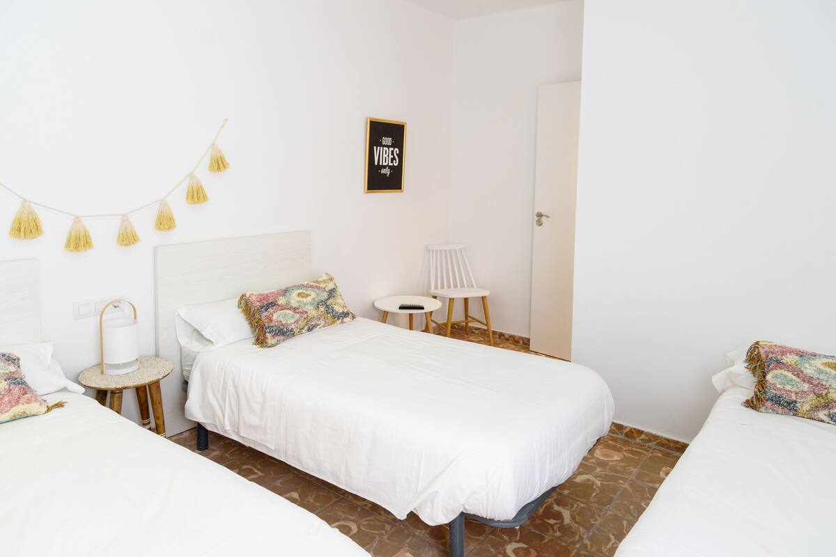 Down comforters, free WiFi, bed sheets