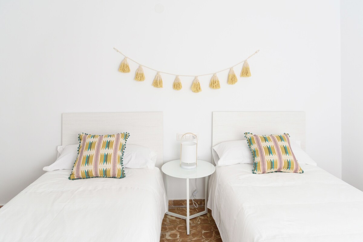 Chambre Double, 2 lits une place
