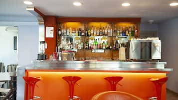 Snack bar