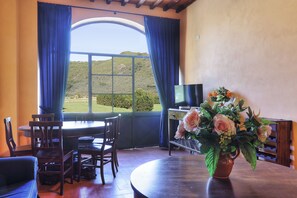 アパートメント 3 ベッドルーム (Stemma 1) | リビング エリア