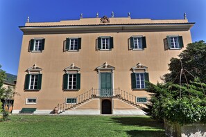 Exterior detail - Agriturismo Villa Rosselmini (Calci)