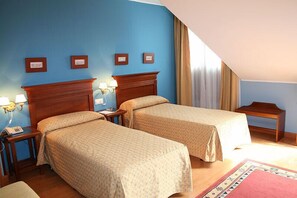 Blendingsgardiner og barnesenger (inkludert)