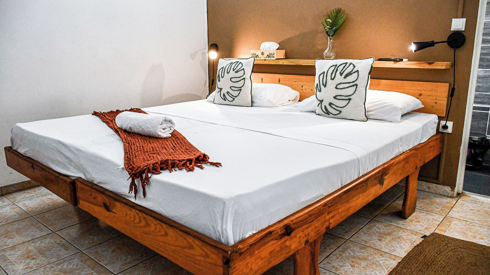 standard double room, 1 queen bed, non smoking | blackout curtains, iron/ironing board, cots/infant beds, rollaway beds