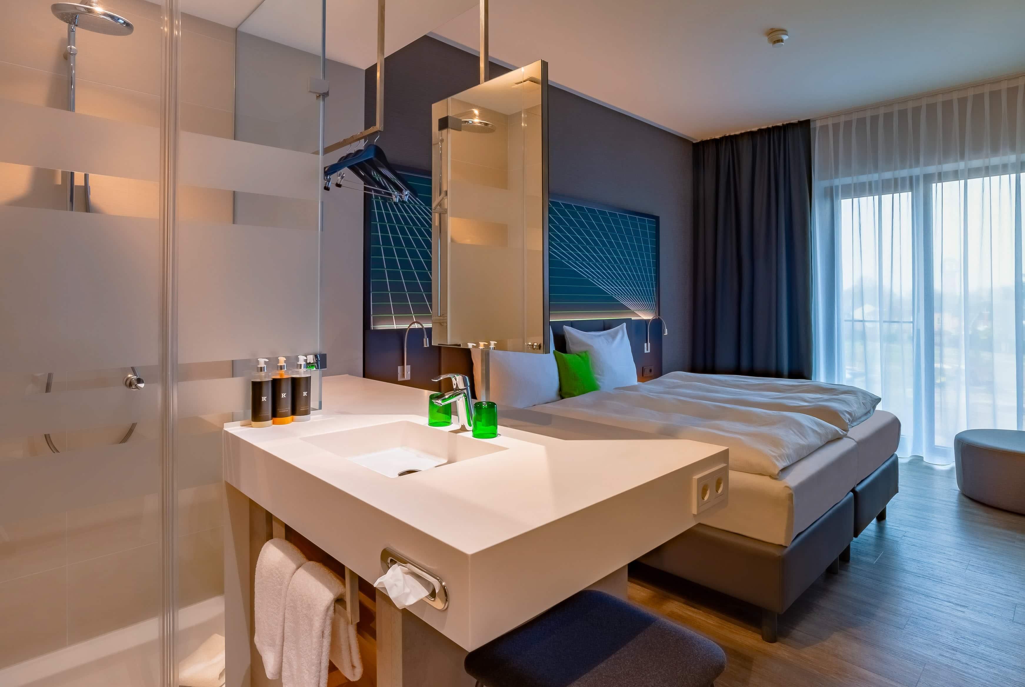 Standard Room, 1 Double Bed (Doppelzimmer) | Hypo-allergenic bedding, in-room safe, desk, laptop workspace