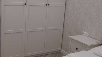 Apartment | Bügeleisen/Bügelbrett, kostenloses WLAN, Bettwäsche