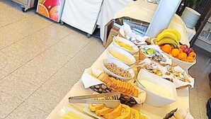 Free daily breakfast - Residence Ristorante Piper (Montesilvano)