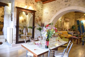Detall de l'interior