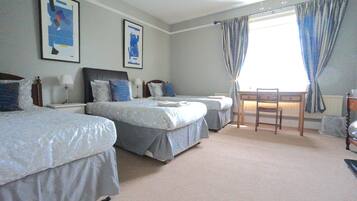 Classic Room, Non Smoking, Garden View | Individually decorated, individually furnished, desk, iron/ironing board