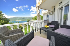 Beach/ocean view - Apartmani Robi i Kristina (Benkovac)