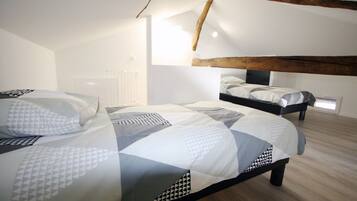 Quadruple Room | Individually decorated, individually furnished, iron/ironing board