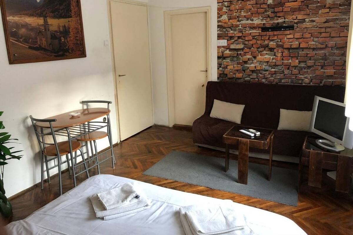 Soundproofing, iron/ironing board, free WiFi, bed sheets