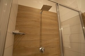 Double or Twin Room (Bernini) | Bathroom - Vanvitelli Domus (Naples)