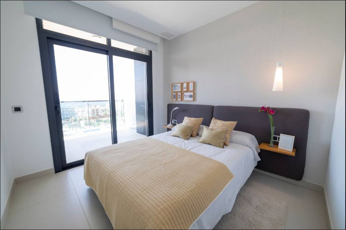 Apartment, 2 Bedrooms, Sea View (4) | Desk, blackout curtains, cots/infant beds, free WiFi
