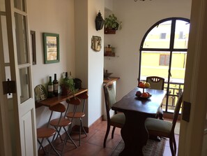 Classic Apartment (608) | In-room dining - Amazing Lima - Near Plaza San Martin (Lima)