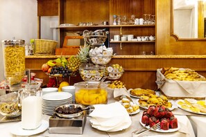 Morgenmadsbuffet hver dag mod et gebyr