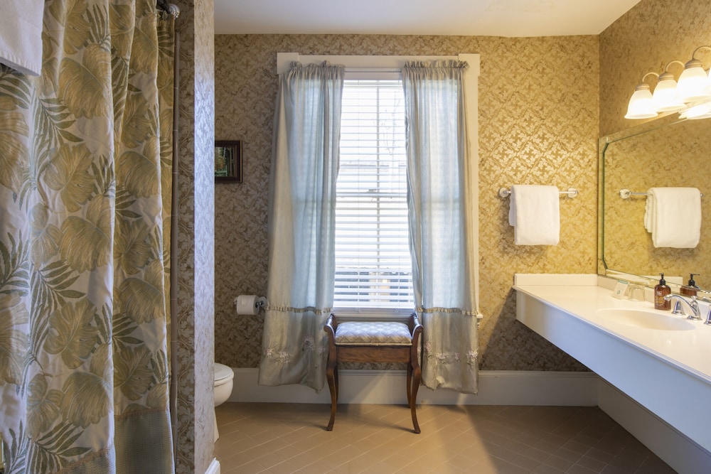 Foley House Inn by null