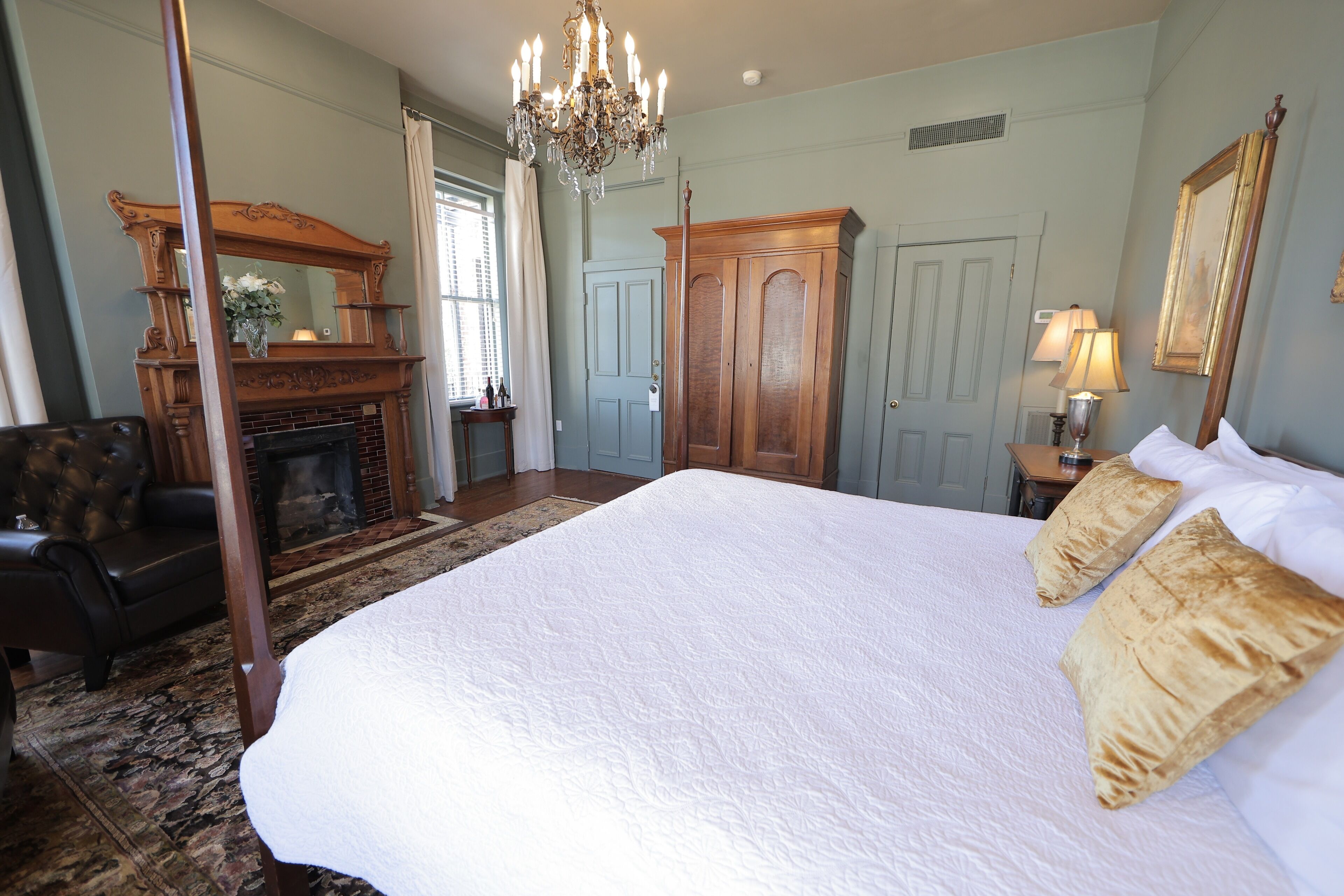 华丽客房, 1 张特大床, 无烟房 (403 Bredby) | 特色装修、特色家居、遮光窗帘、熨斗/熨衣板