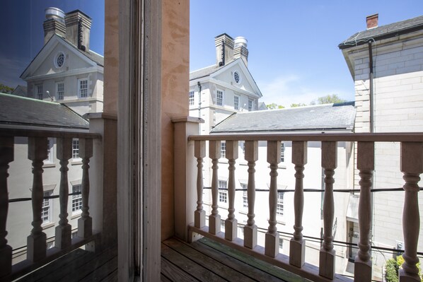 Traditional-Zimmer, 1 King-Bett, Nichtraucher (307 Bennington) | Terrasse/Patio