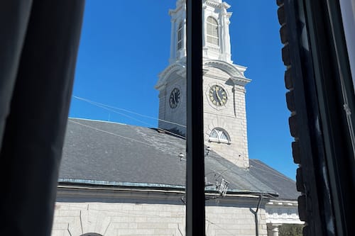 Chambre Deluxe, 1 très grand lit, non-fumeur (403 Bredby) | Vue sur la rue