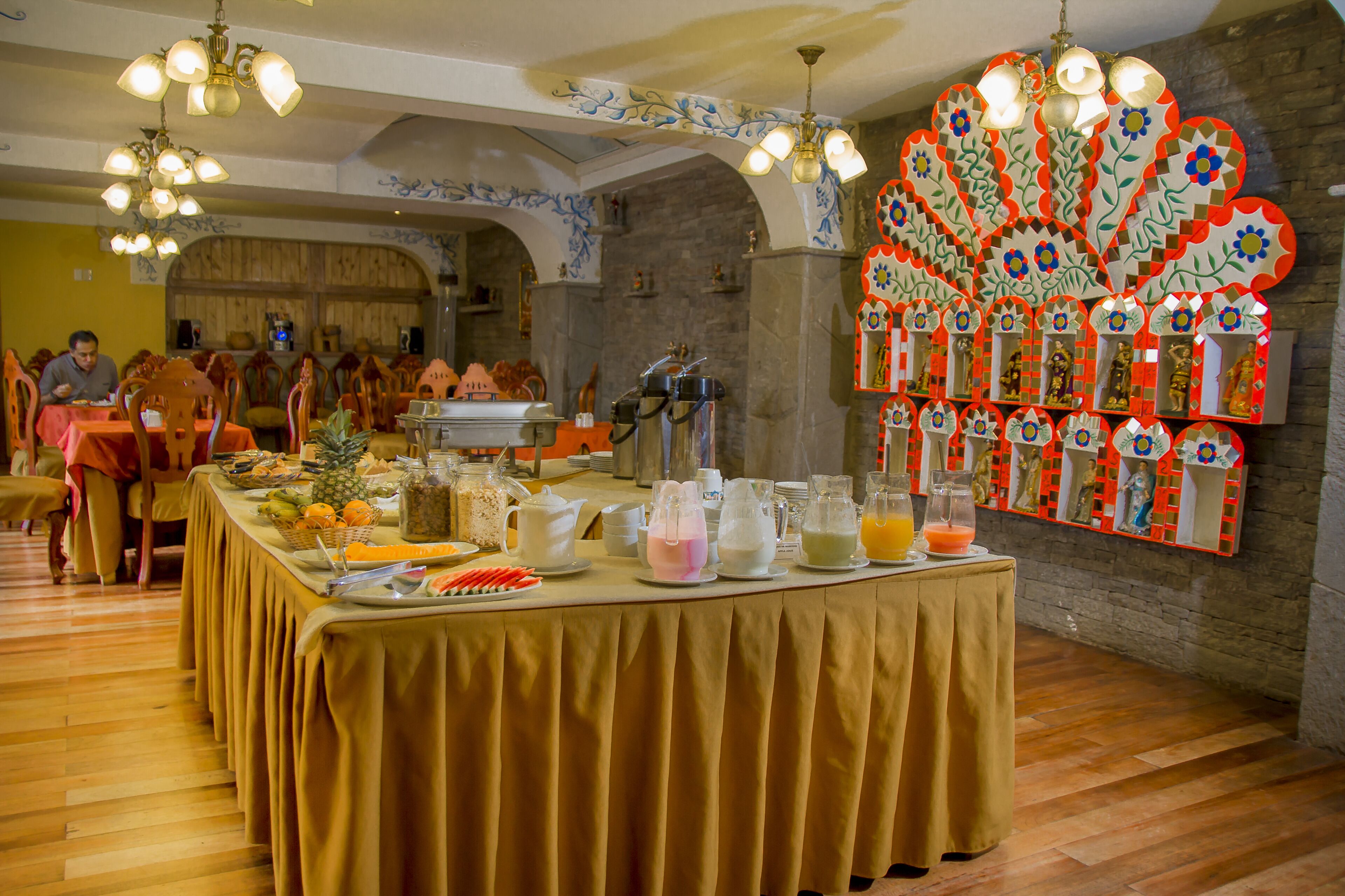 free daily continental breakfast