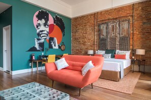 Wifi gratis y ropa de cama 