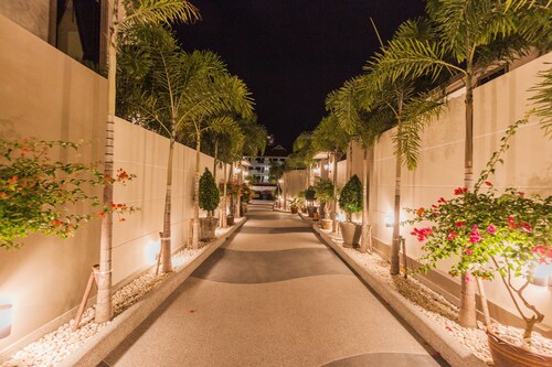 Like Family-Friendly