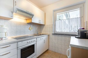 Kühlschrank, Ofen, Geschirrspüler