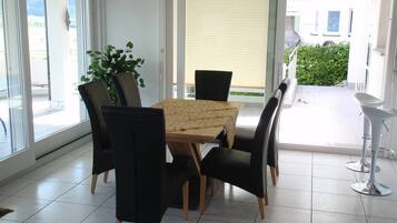 Dineren
