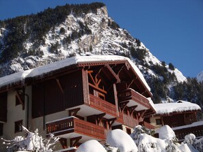 Exterior - Family apartment with south balcony and parking in residential area (Pralognan-la-Vanoise)