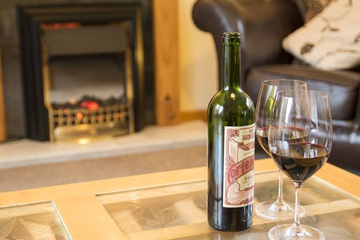 Premier Cottage, Private Bathroom (Hazel) | Food and drink