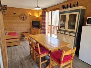 Interior - 3-room apartment for 6, near slopes in Valfréjus (Valfréjus)
