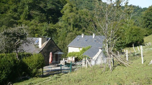 THE THREE HOUSES gîte vert