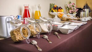 Free daily buffet breakfast  - Alwa Classic Hotel Boutique (Arequipa)