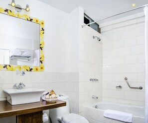 Standard-Einzelzimmer, 1 King-Bett, Nichtraucher | Badezimmer