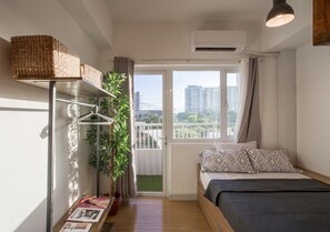 Soundproofing, iron/ironing board, WiFi, wheelchair access