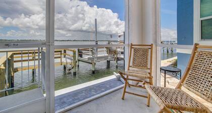 Waterfront Nettles Island Beach House: Pool Access