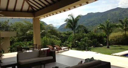 EXCLUSIVE HOUSE NEXT TO PAYANDE GOLF CLUB & RESORT