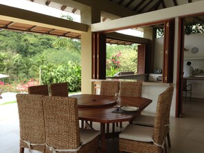 Outdoor dining
