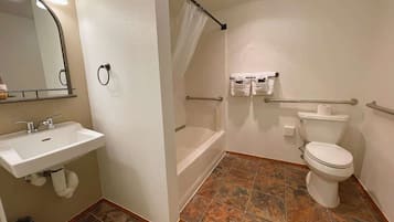 Ensemble douche/baignoire, sĂšche-cheveux